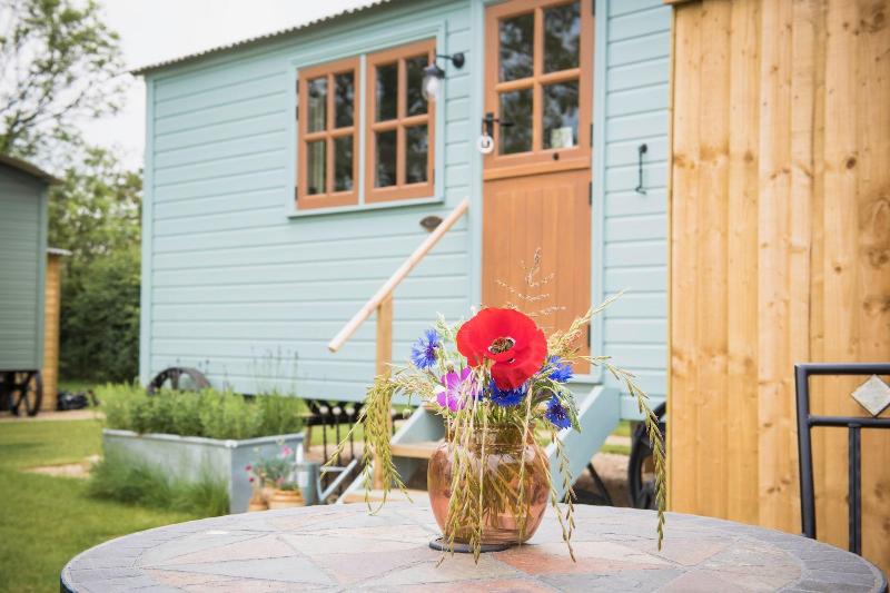 Morndyke Shepherds' Huts image