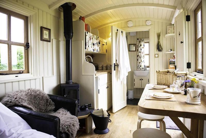 Morndyke Shepherds' Huts image