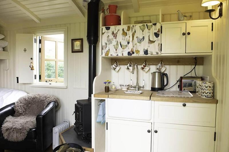 Morndyke Shepherds' Huts image