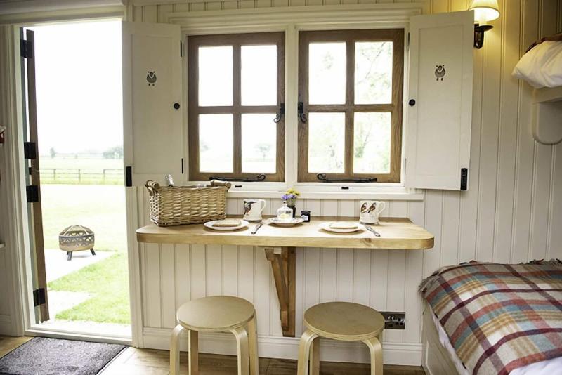 Morndyke Shepherds' Huts image