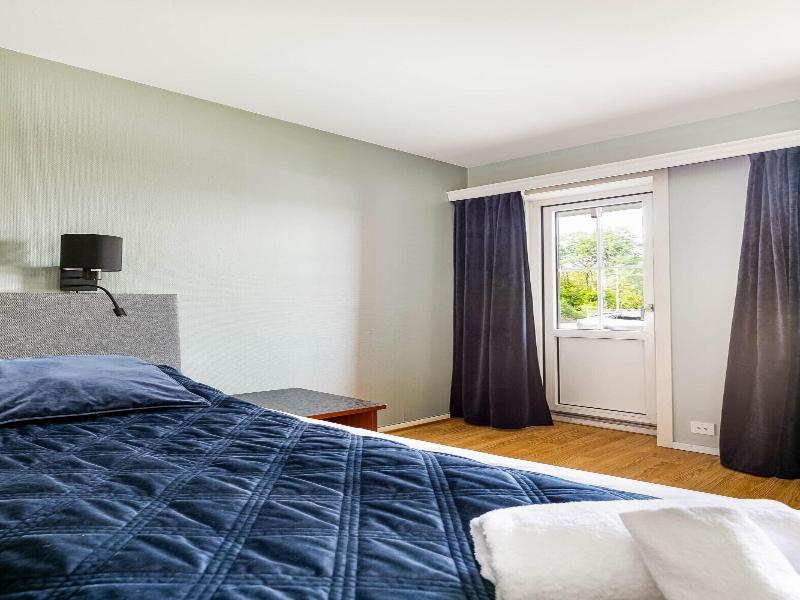Storebaug Hotell & Kro image