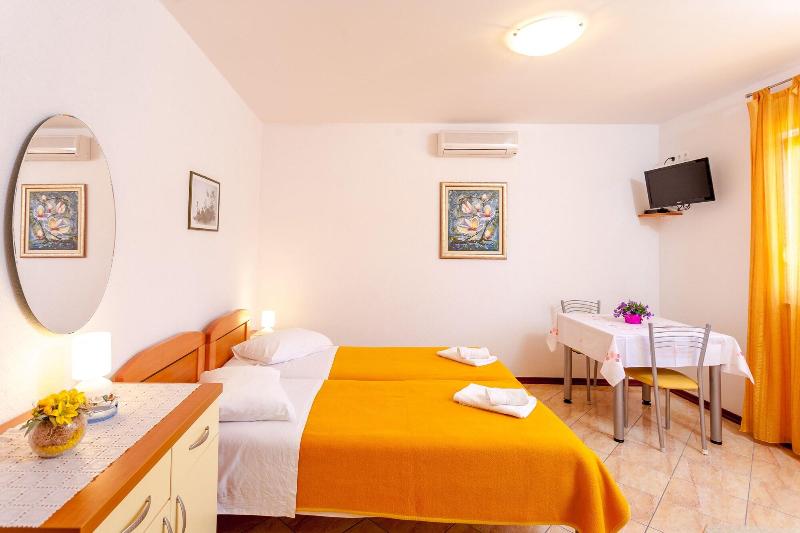 Guest House Davor Tomas image