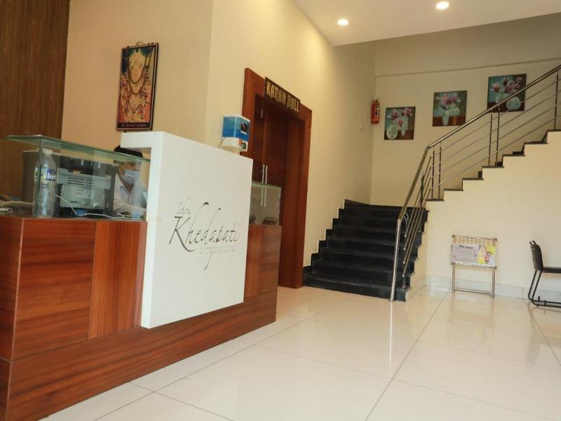 Hotel Shri Khedapati International