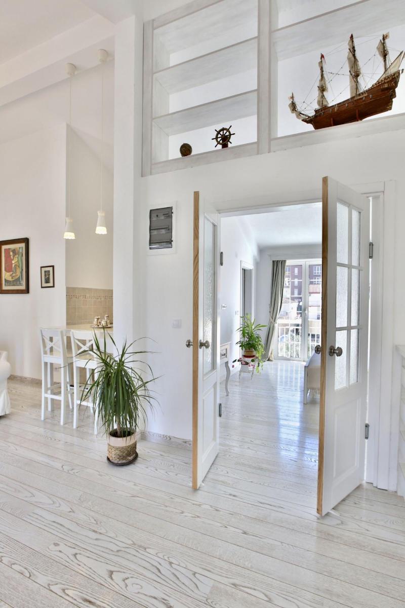 Marinero Apartments image