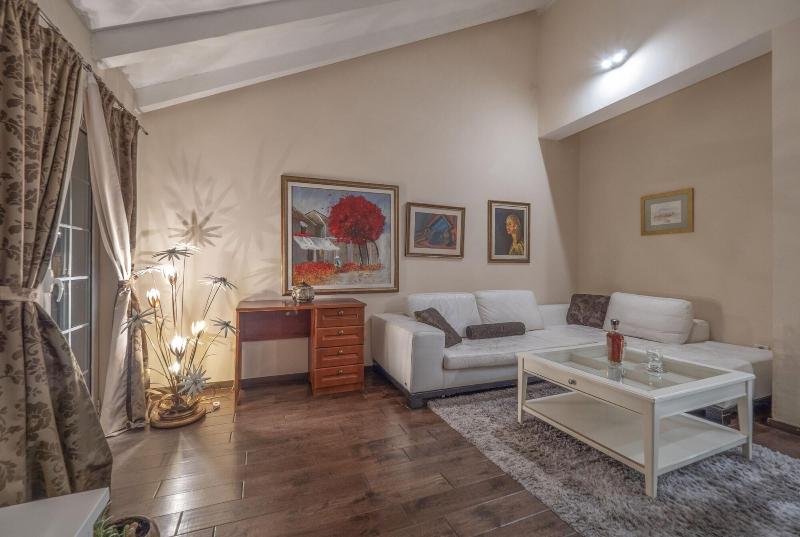 Marinero Apartments image