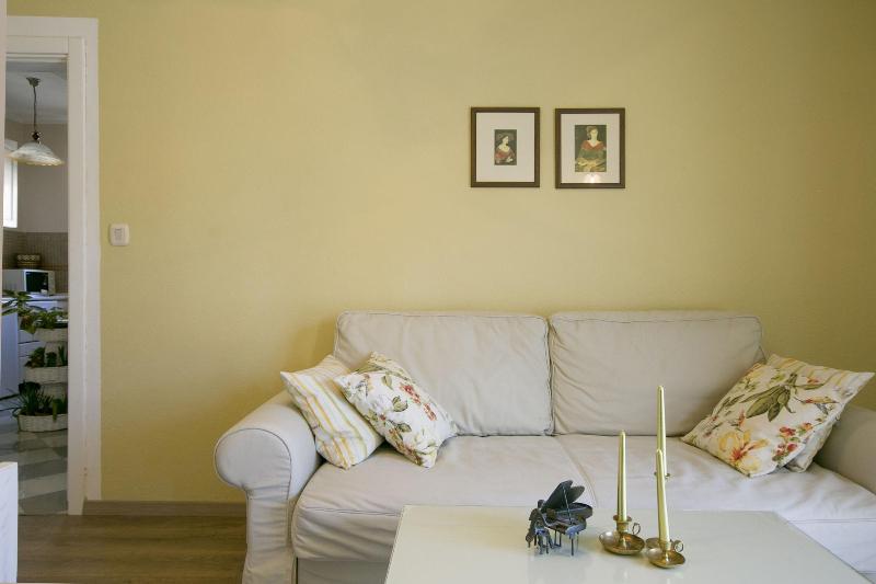 Marinero Apartments image