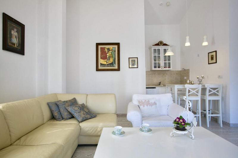 Marinero Apartments image