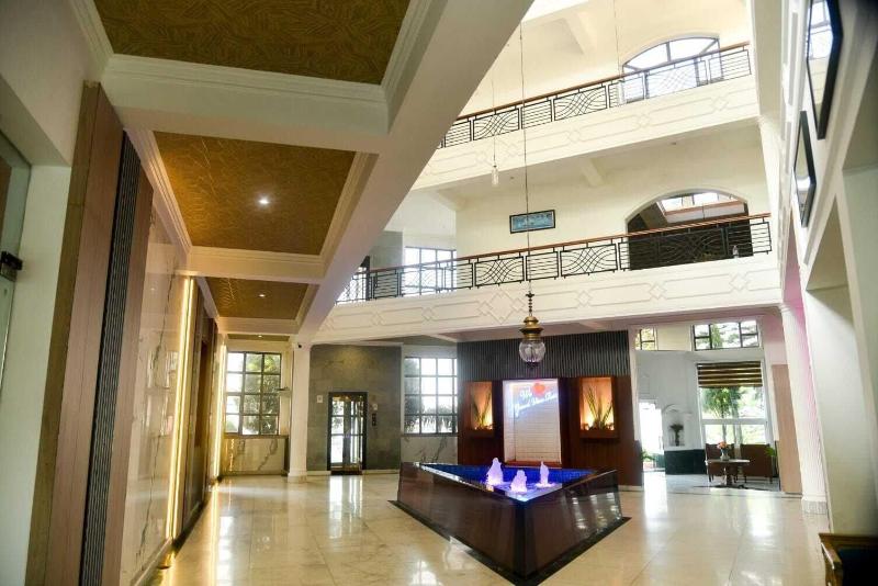 Grand View Resort