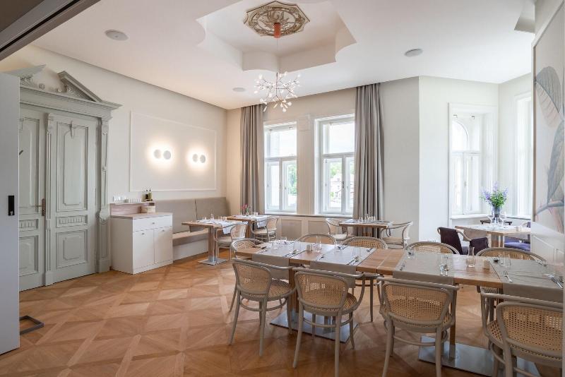 Villa Rosenaw image