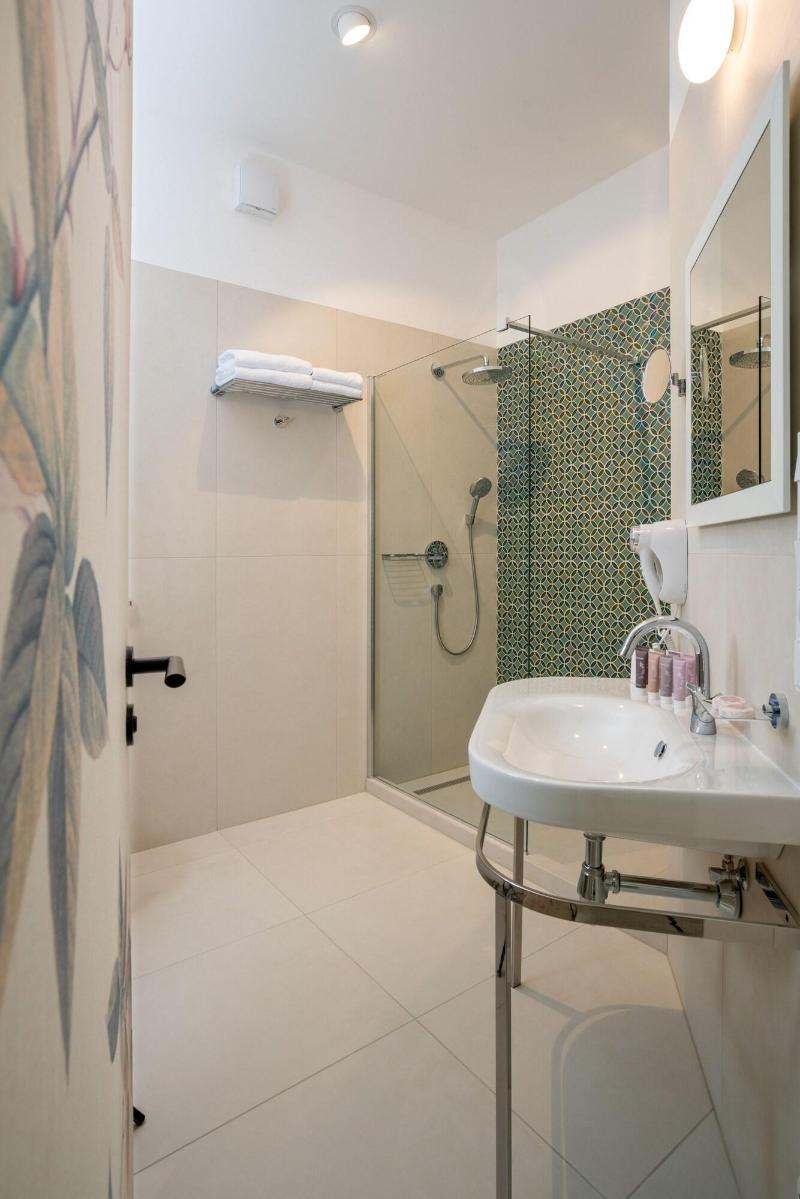 Villa Rosenaw image
