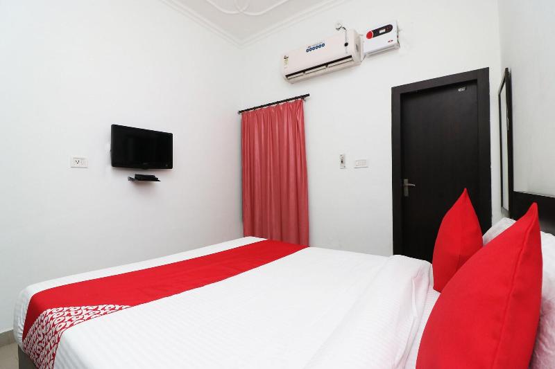 24199 Hotel Ojus Tower image