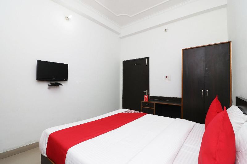 24199 Hotel Ojus Tower image