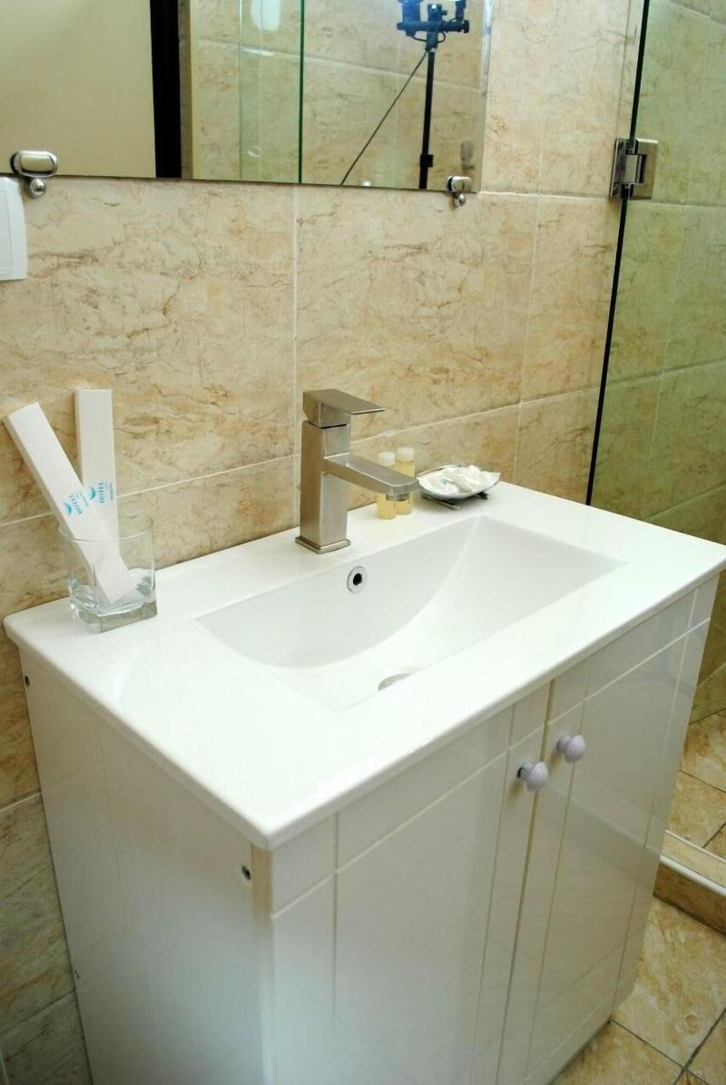 Chinor Garden Hotel image