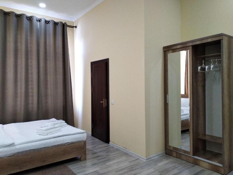 Chinor Garden Hotel image