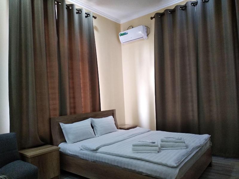 Chinor Garden Hotel image