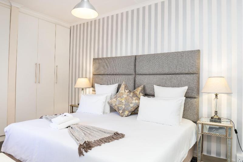 Enjoy Guest House 5