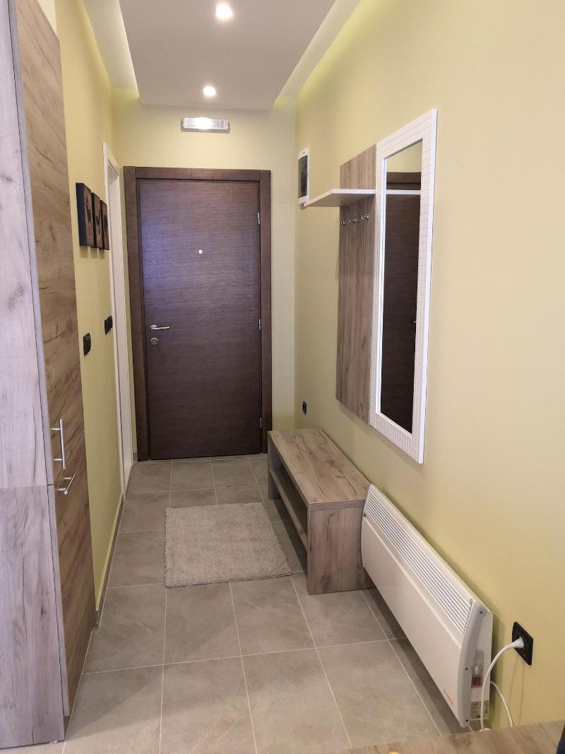 Sky Cabin Apartments