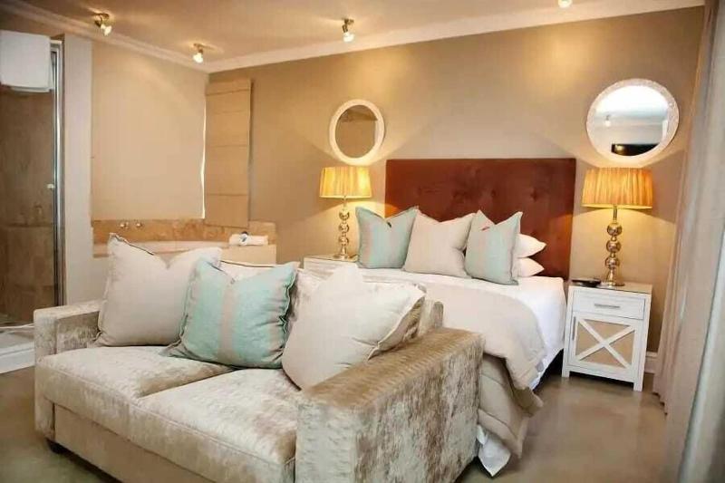 Anchors Boutique Lodge image