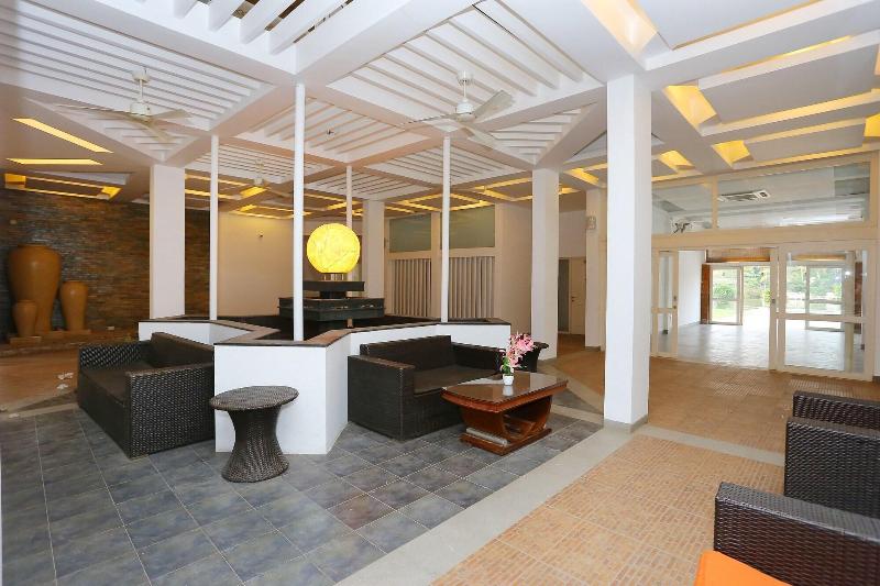 Capital O 29855 Island Inn image