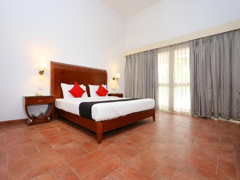 Capital O 29855 Island Inn image