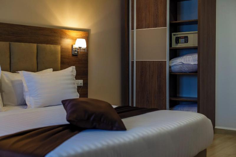 Bn Hotel image