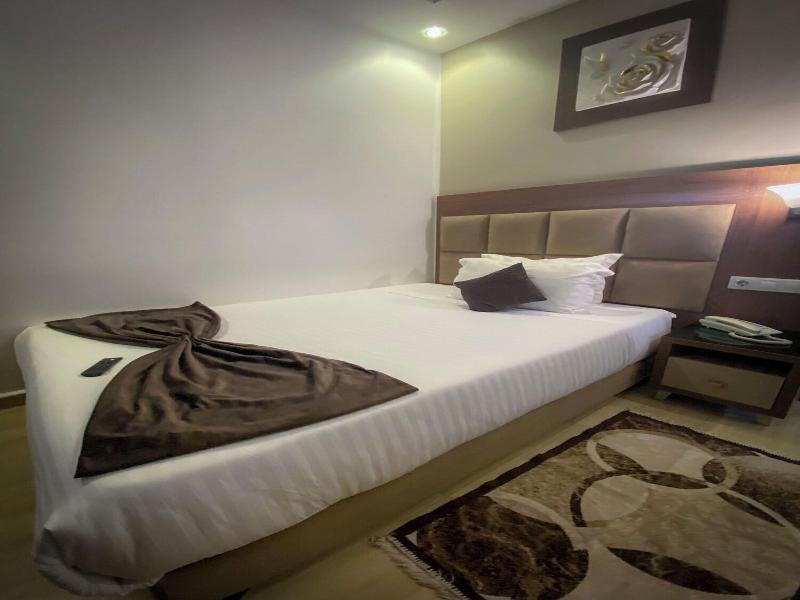 Bn Hotel image