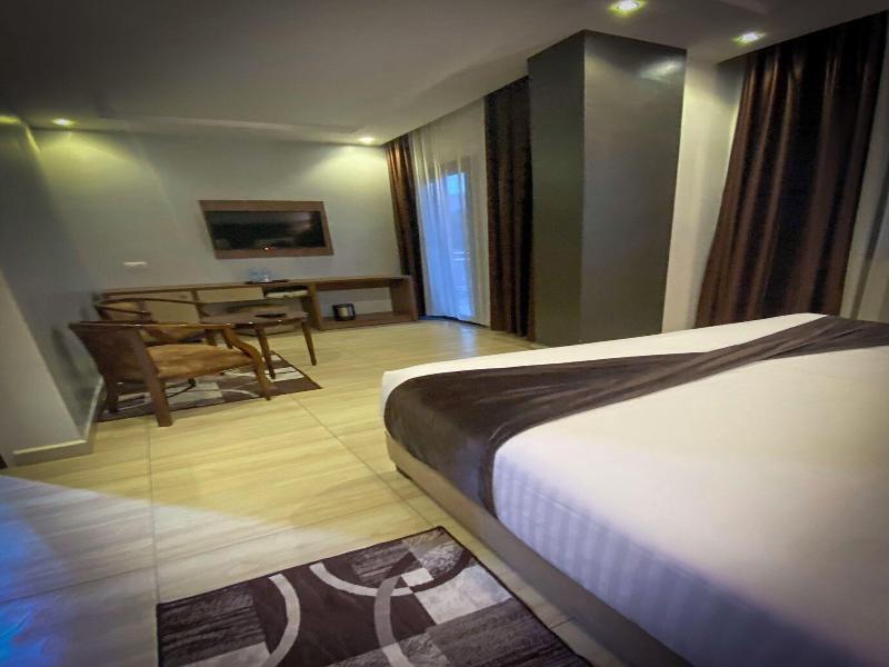 Bn Hotel image