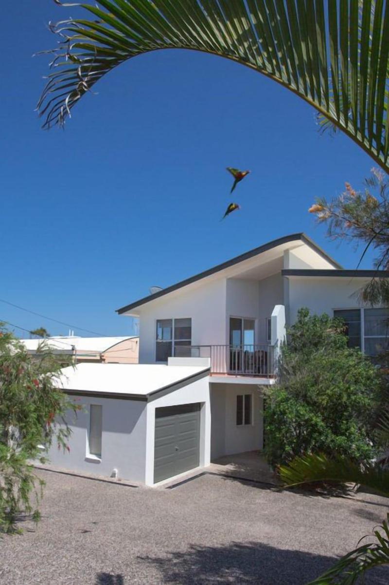 Allamanda Sands - 23 Oriole Avenue — main photo