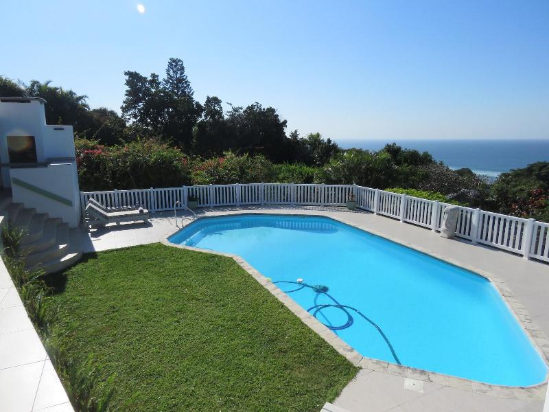 Bare Feet Retreat image