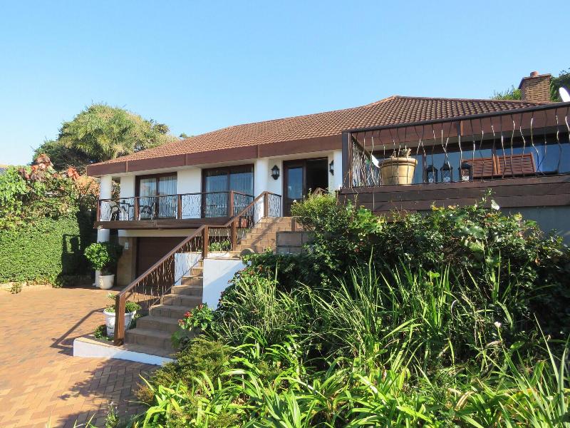 Bare Feet Retreat image