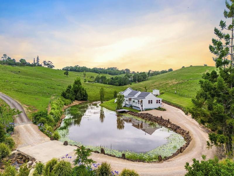Forget Me Not Farm Cottages image