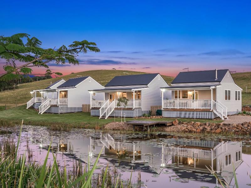 Forget Me Not Farm Cottages image