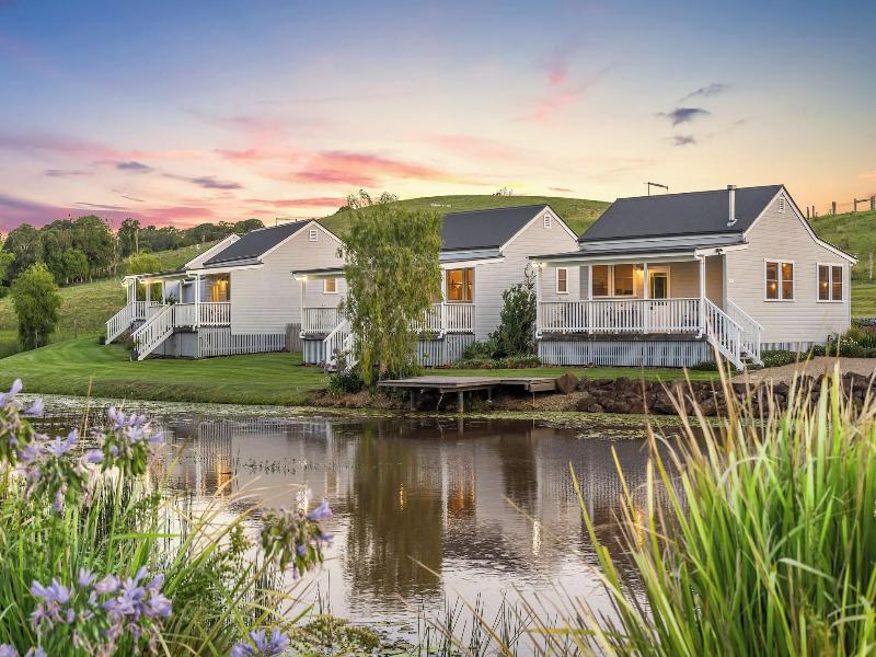 Forget Me Not Farm Cottages image