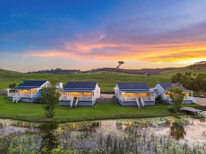 Forget Me Not Farm Cottages image