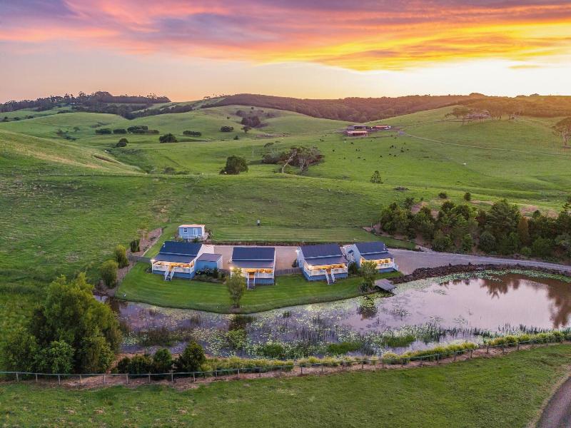 Forget Me Not Farm Cottages image