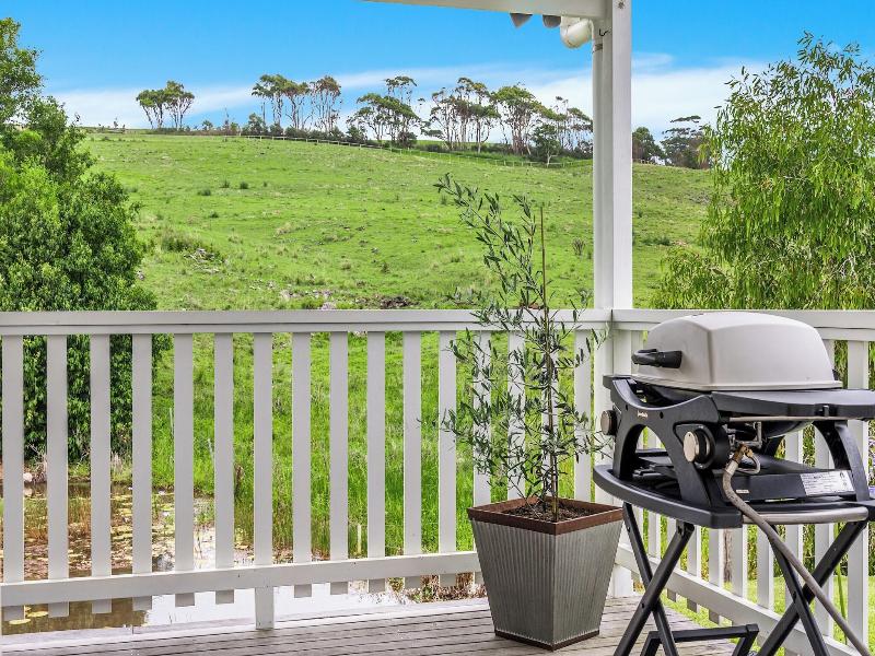 Forget Me Not Farm Cottages image