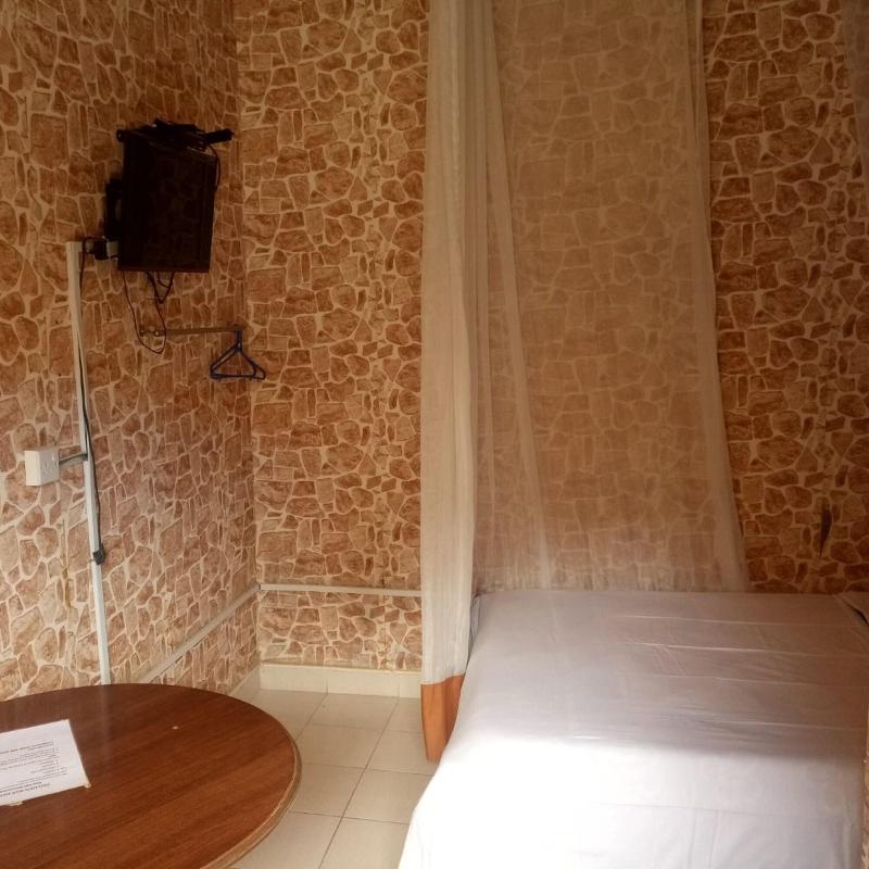 Golden Bay Hotel — photo 18