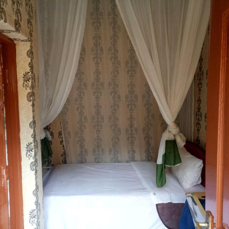 Golden Bay Hotel