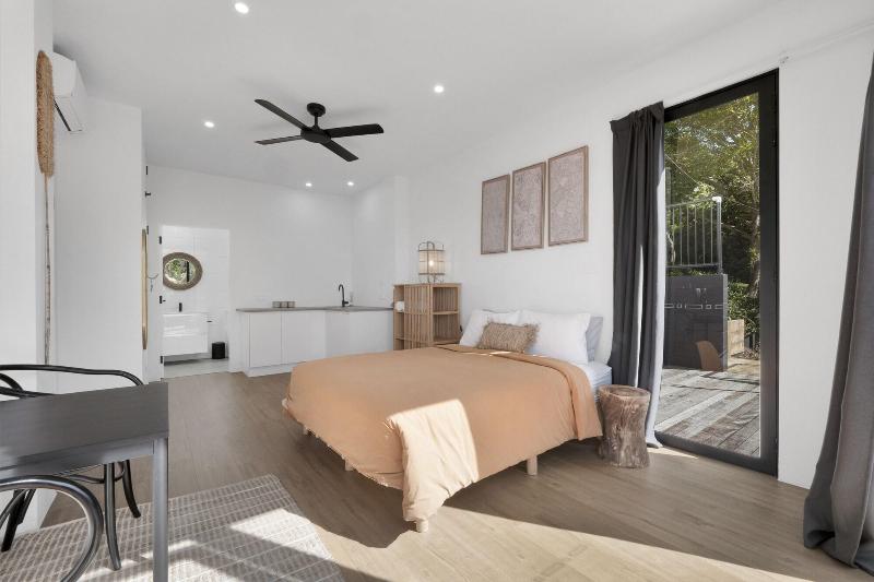 The Beach Rooms image