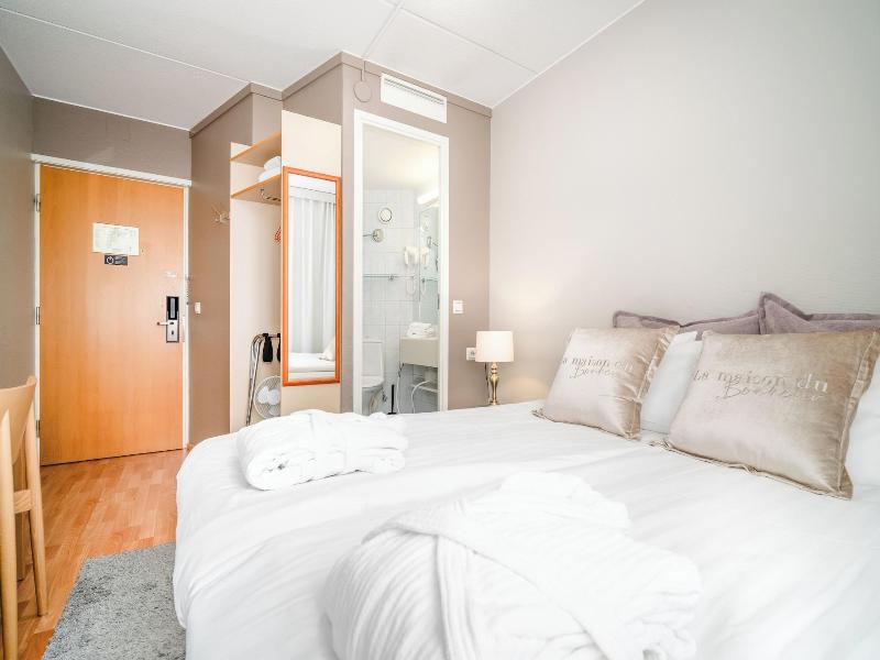 Hotelli Jokipuisto image