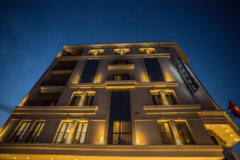 Hotel Palais Royal image