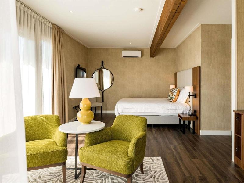 Hotel Ter Zand - Handwritten Collection image