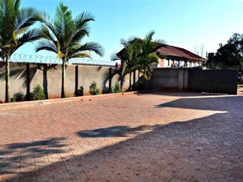 Mak Cottages image