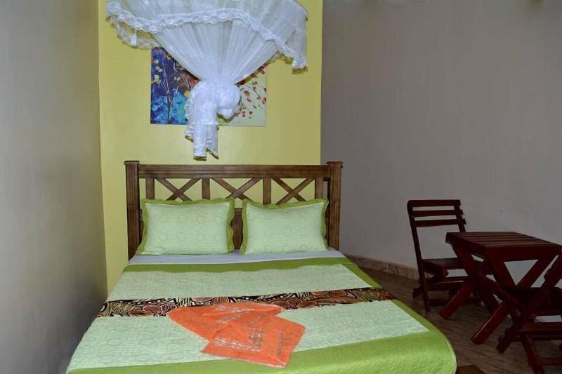 Mak Cottages image
