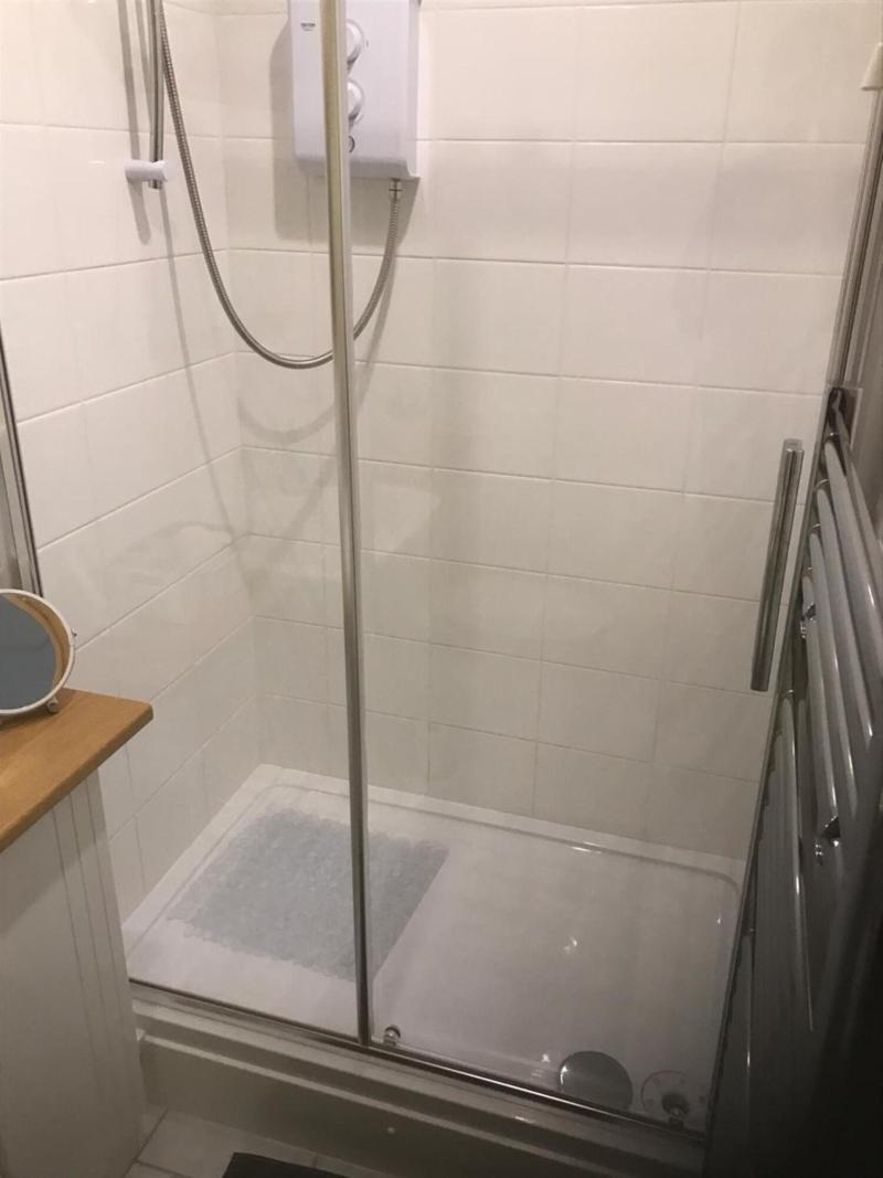 Deri-down Guest House image