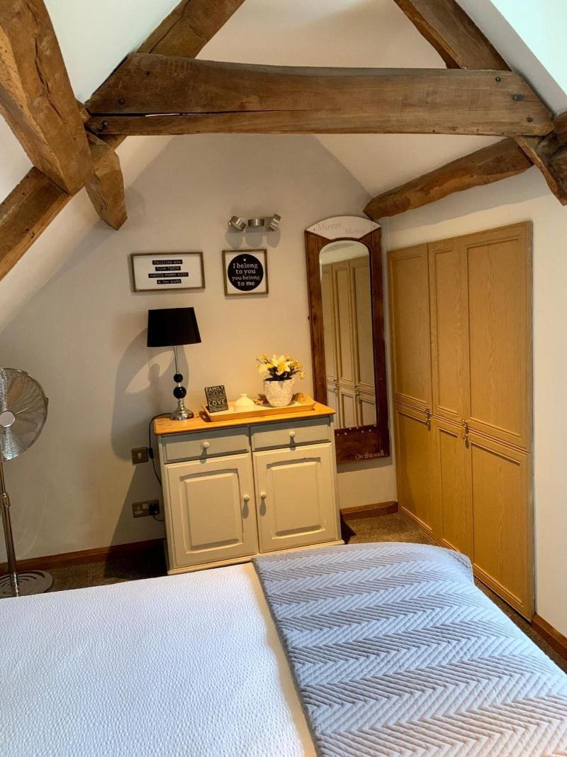 Deri-down Guest House image