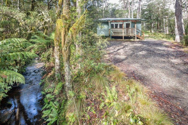 Toms Cabin — main photo