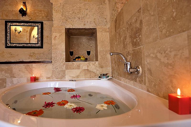 Orion Cave Hotel image