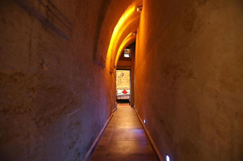 Orion Cave Hotel image