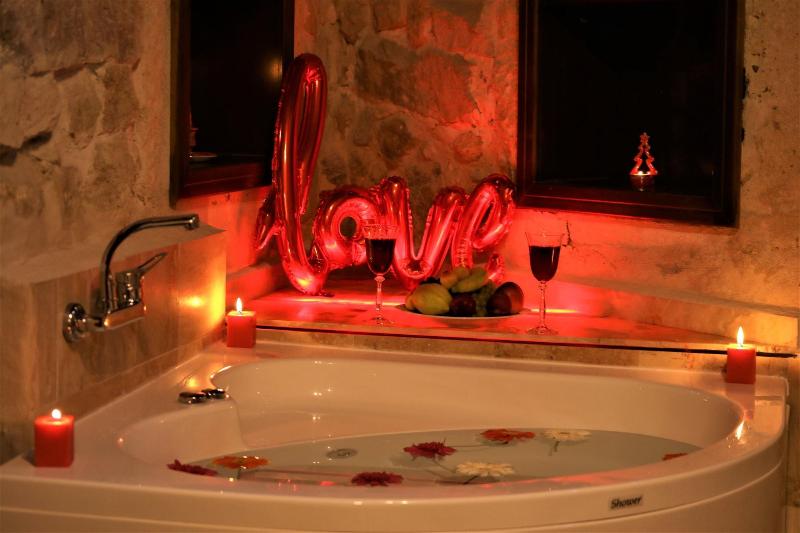 Orion Cave Hotel image